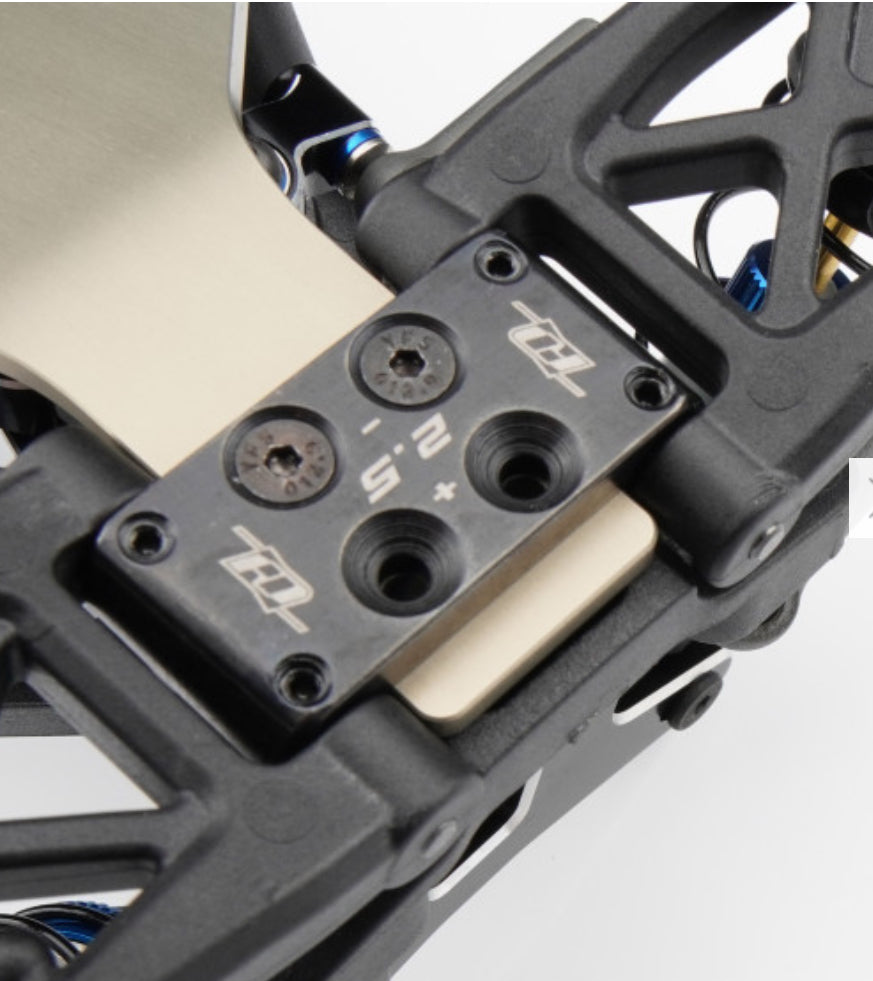 Revolution Design B7 Steel Bulkhead +/-2.5°