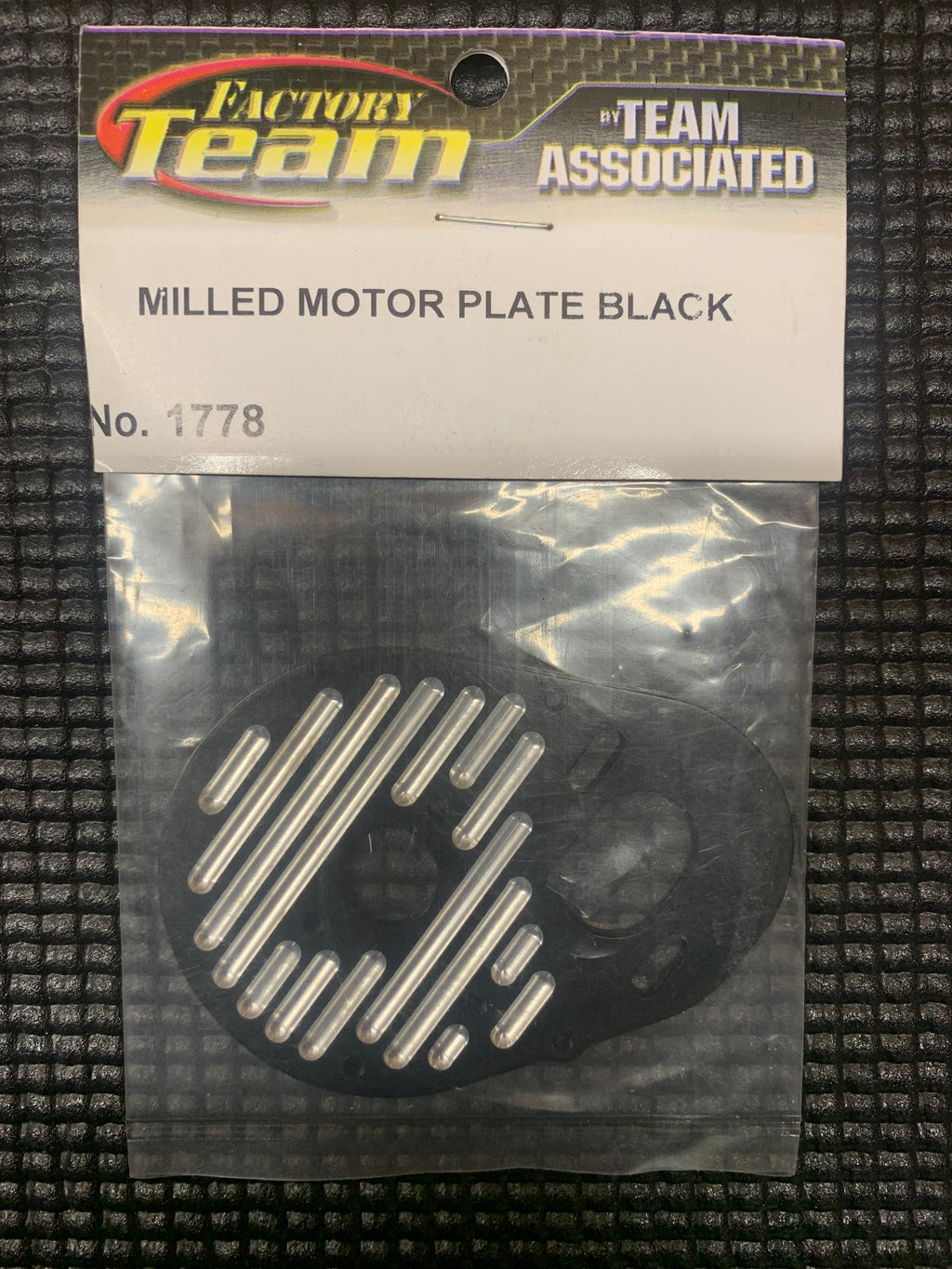 TEAM ASSOCIATED B4 BLACK MILLED MOTOR PLATE