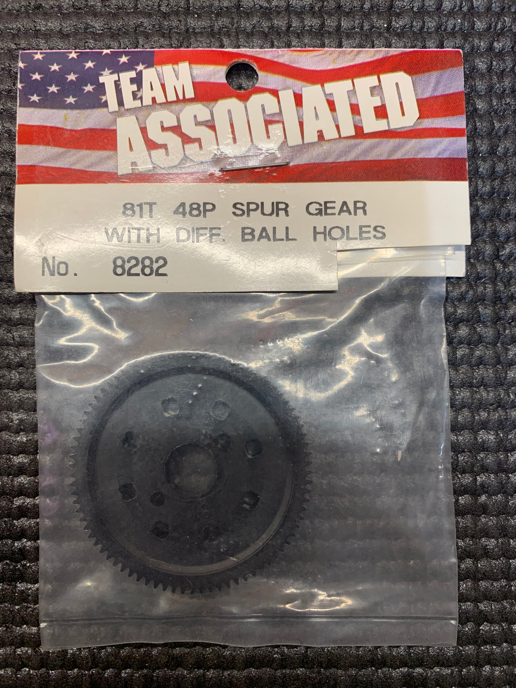 TEAM ASSOCIATED B2 81T 48P SPUR GEAR WITH DIFF BALL HOLES