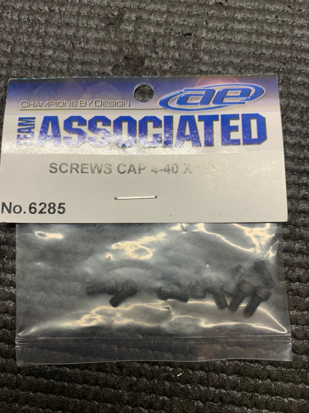 TEAM ASSOCIATED CAP HEAD SCREWS 4-40X1/4