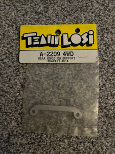 LOSI XX4 REAR HINGE PIN SUPPORT